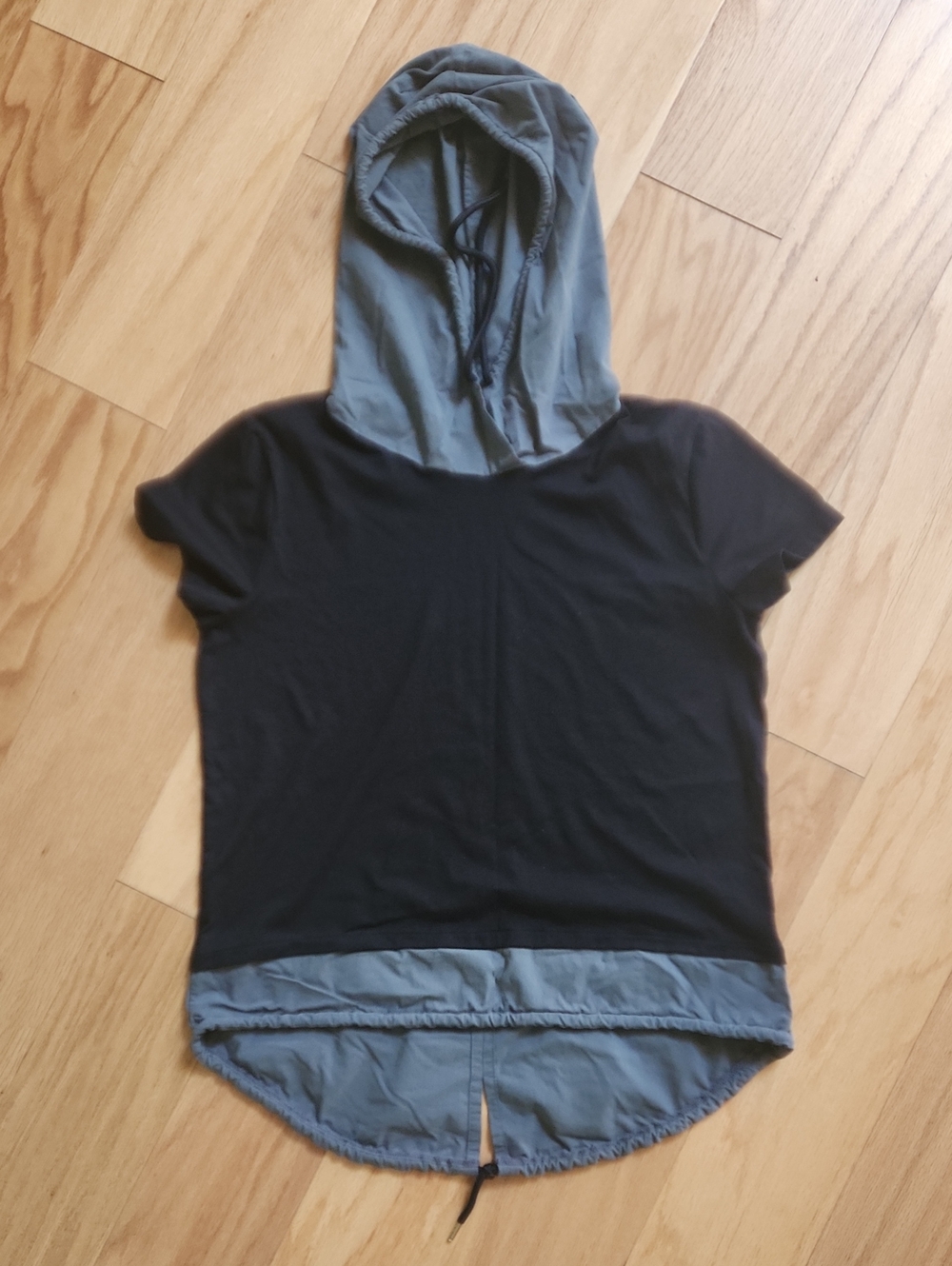 Xersion Black Hoodie Medium